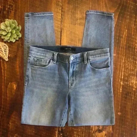 💙J Brand | Mid-rise Skinny Jeans, Medium Wash - Picture 1 of 4